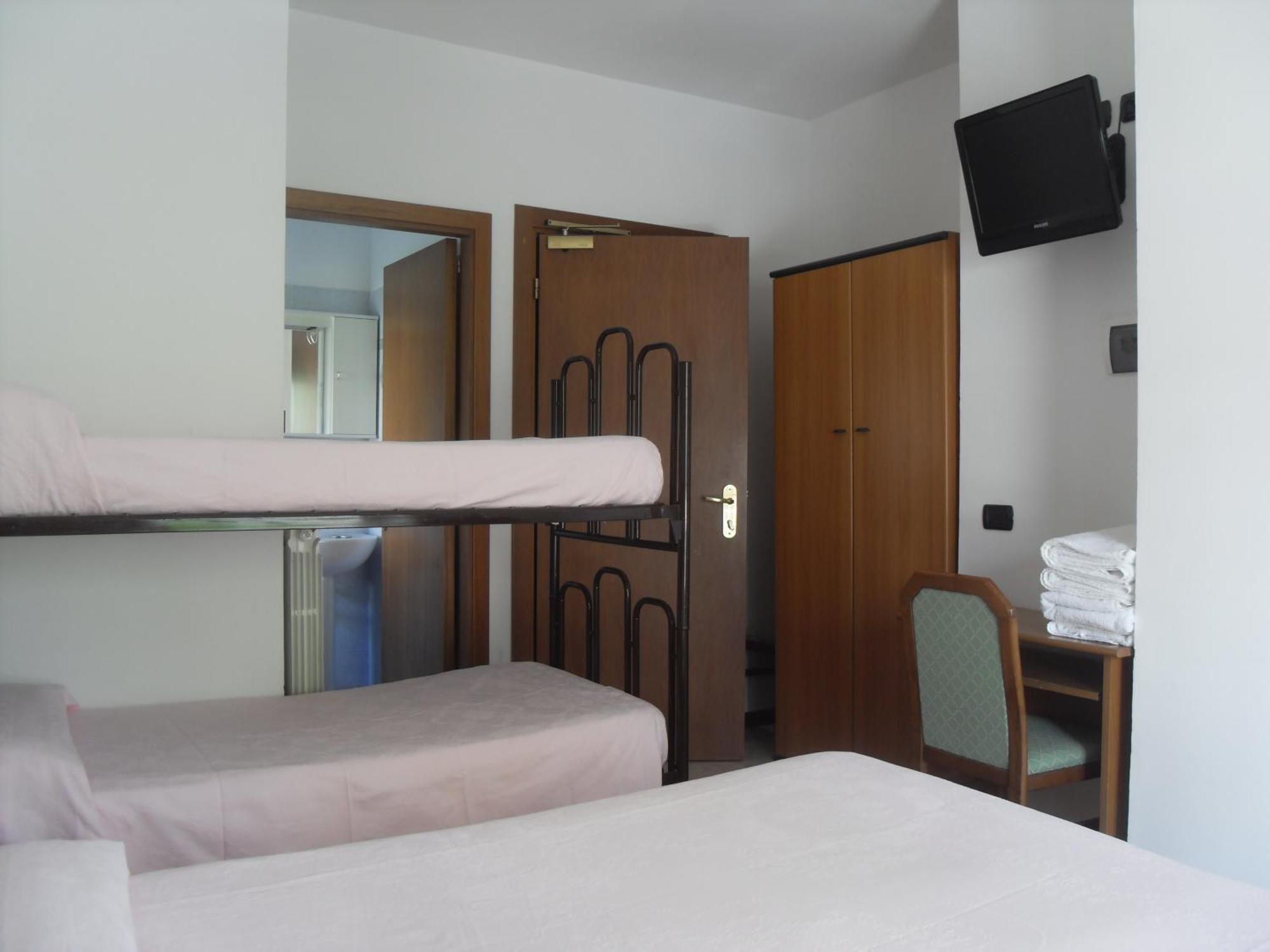 Hotel Ferrara San Benedetto del Tronto Exteriör bild